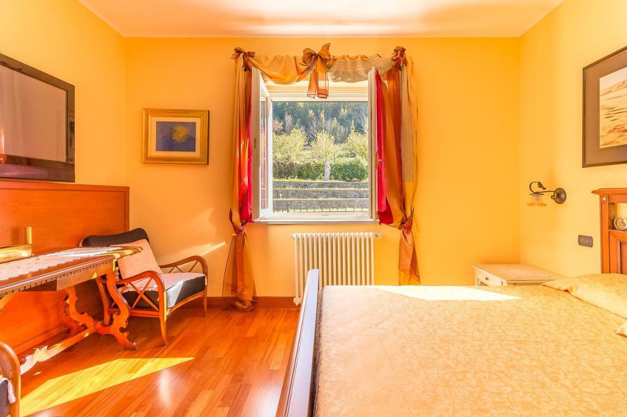 Tenuta Pian D'Attesio - Agriturismo Castelletto Soprano ภายนอก รูปภาพ