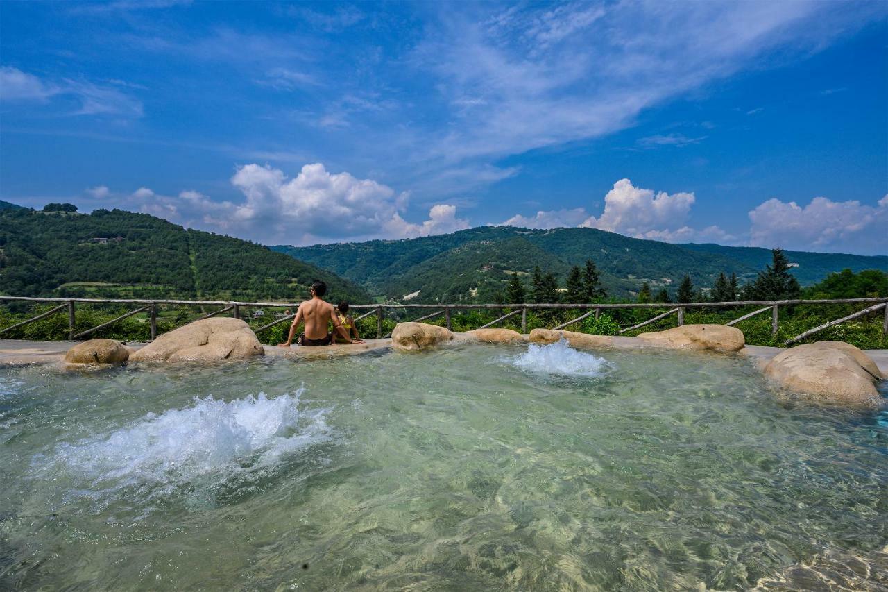 Tenuta Pian D'Attesio - Agriturismo Castelletto Soprano ภายนอก รูปภาพ