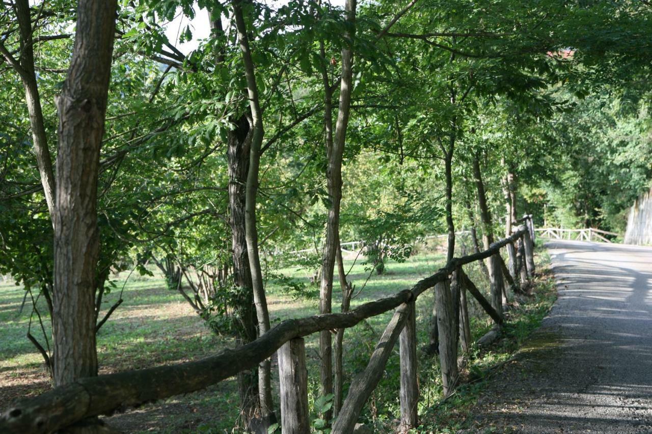 Tenuta Pian D'Attesio - Agriturismo Castelletto Soprano ภายนอก รูปภาพ