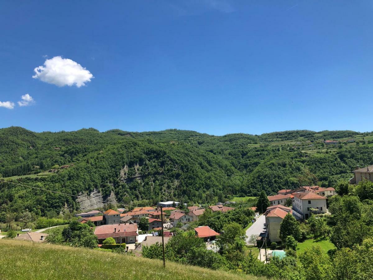 Tenuta Pian D'Attesio - Agriturismo Castelletto Soprano ภายนอก รูปภาพ